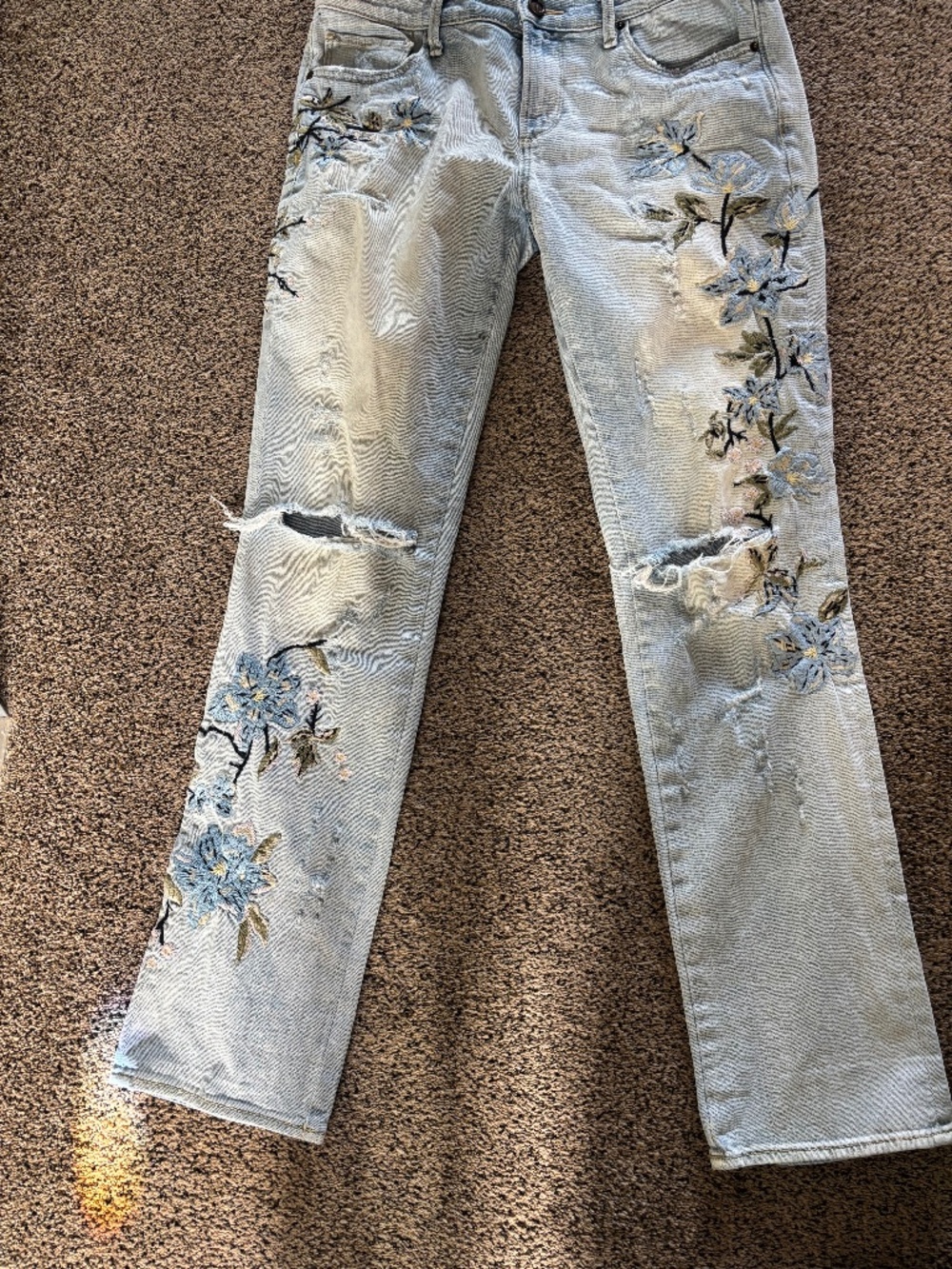 Vintage Driftwood Embroidered Distressed Free People Jeans 27